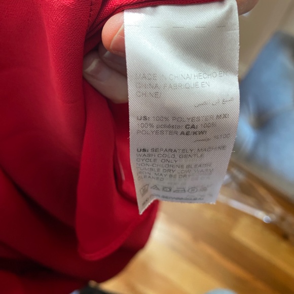 Beautiful Red Chico's Blouse - Size 3 - Picture 9 of 9